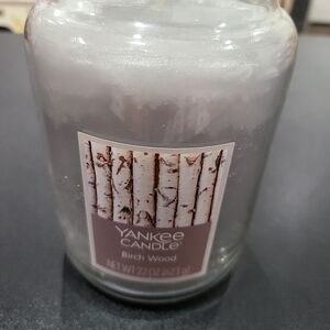 1 Jar Yankee Candle BIRCH WOOD Large 110-150 hrs Burning Time 22 oz NEW